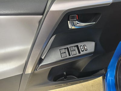 2016 Toyota RAV4 Hybrid XLE