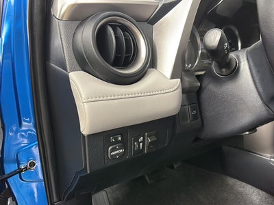2016 Toyota RAV4 Hybrid XLE