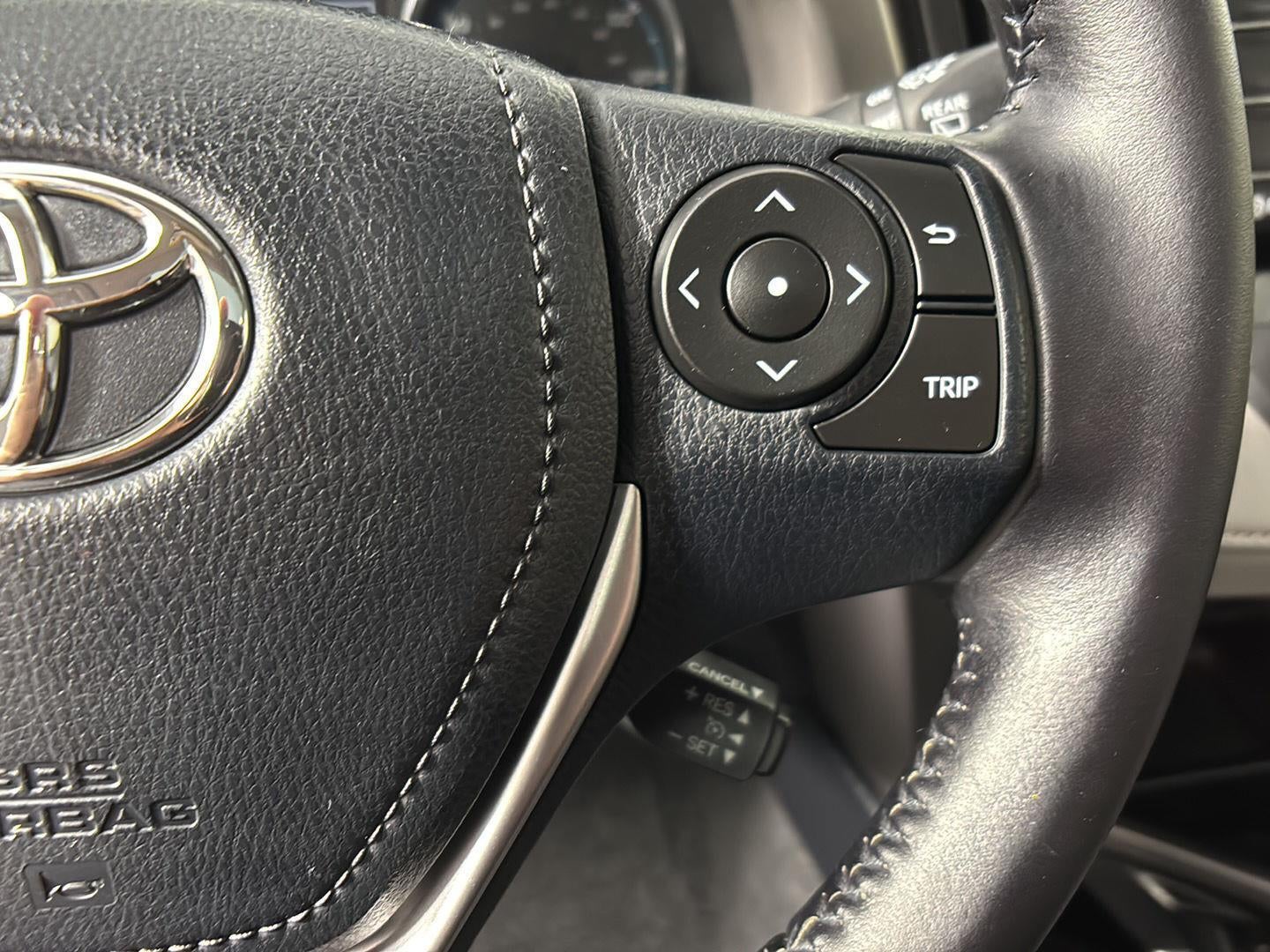 2016 Toyota RAV4 Hybrid XLE