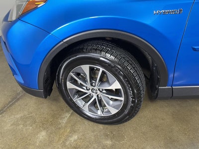 2016 Toyota RAV4 Hybrid XLE