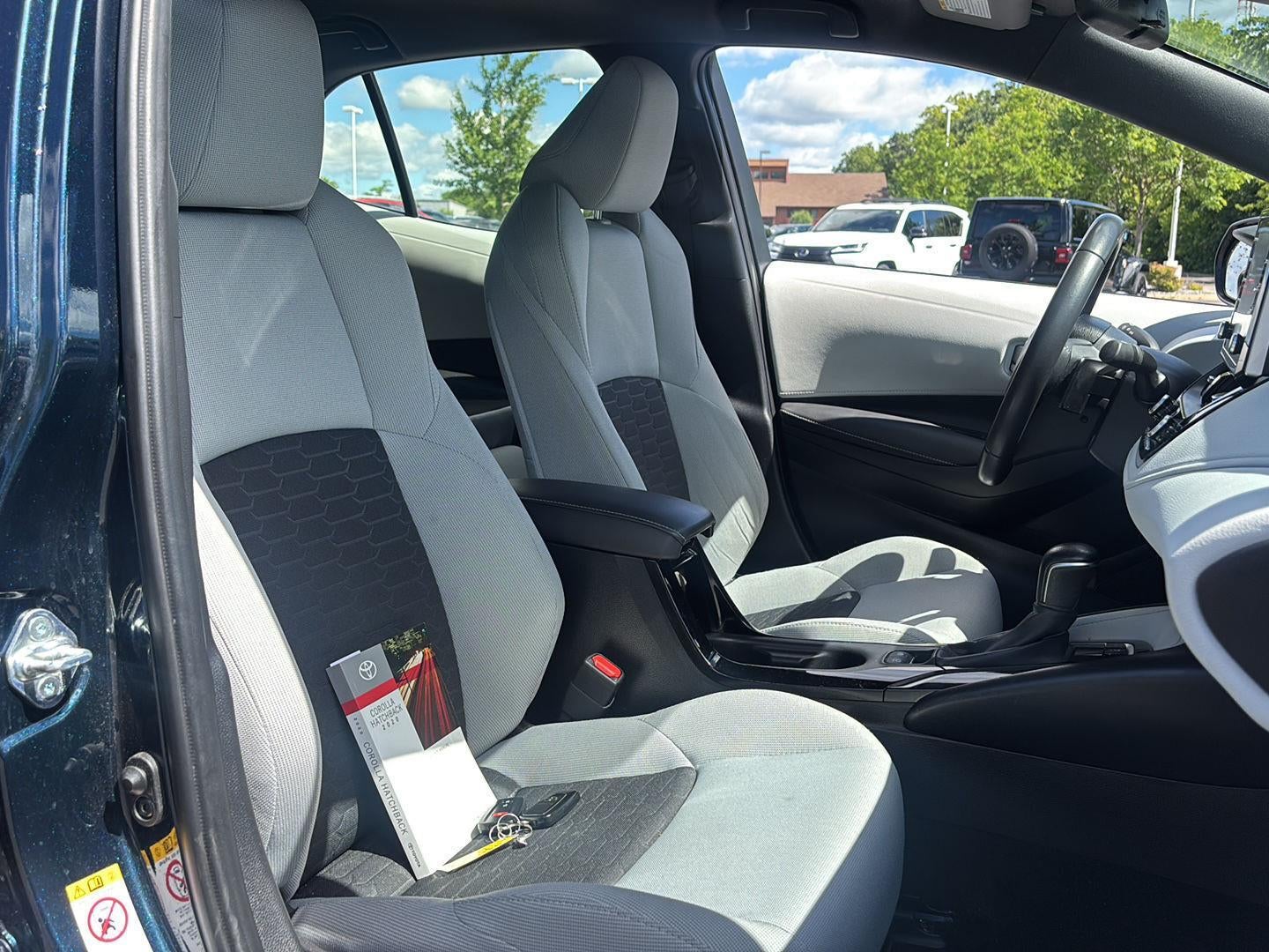 2020 Toyota COROLLA Base