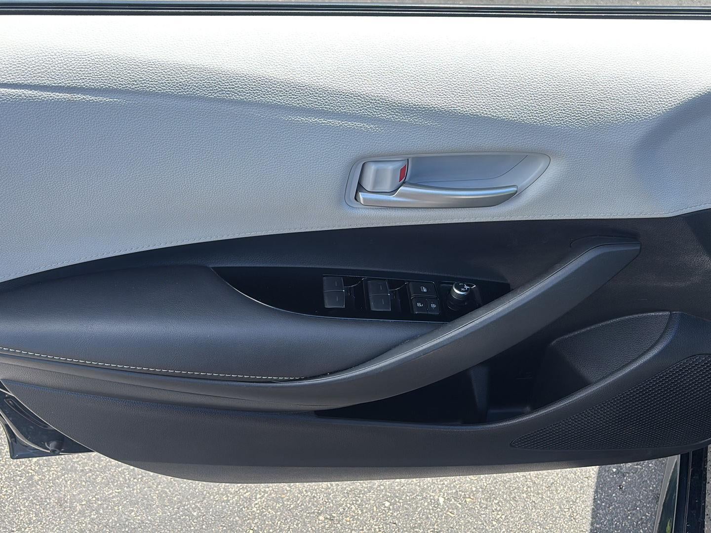 2020 Toyota COROLLA Base