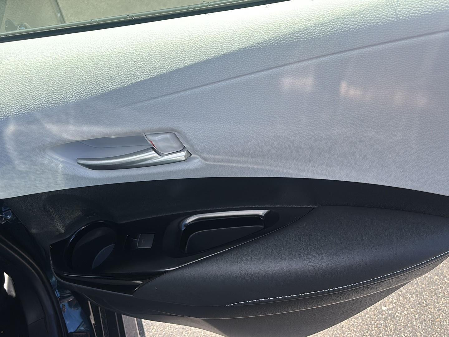 2020 Toyota COROLLA Base