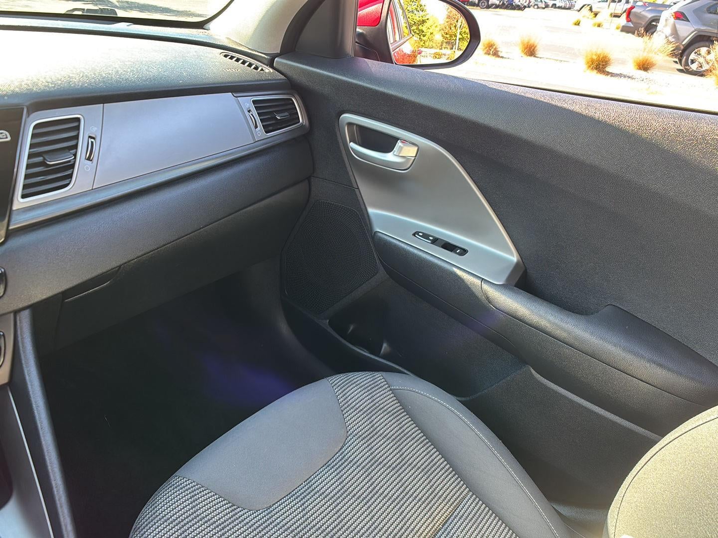 2018 Kia Niro LX