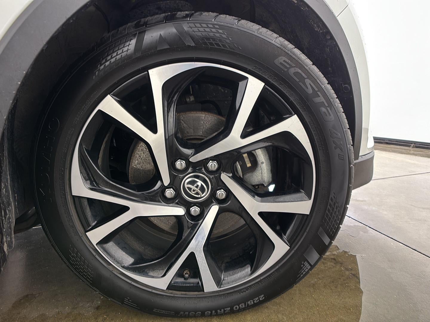 2018 Toyota C-HR XLE