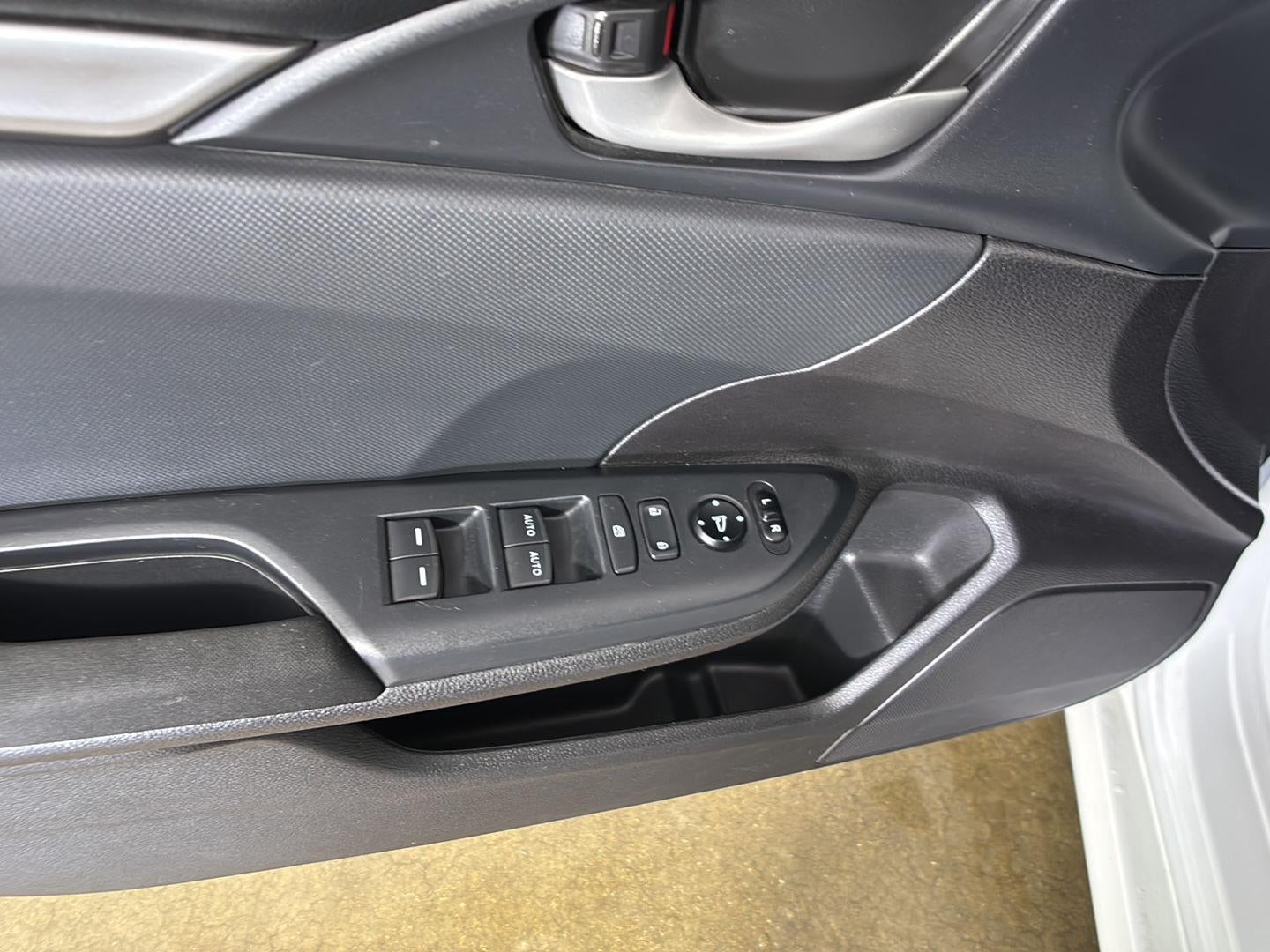 2020 Honda Civic Hatchback LX