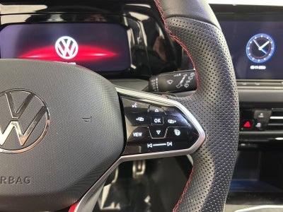 2024 Volkswagen Golf GTI SE