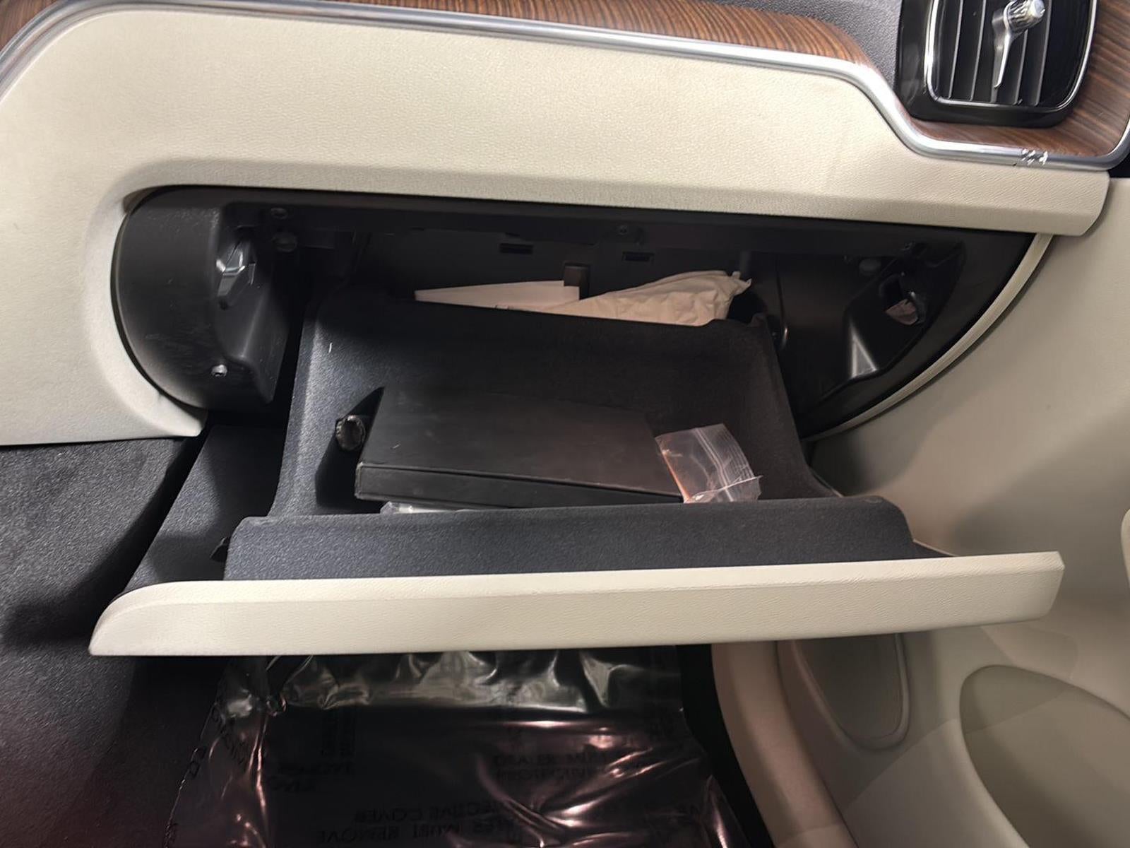 2021 Volvo XC60 Inscription Expression