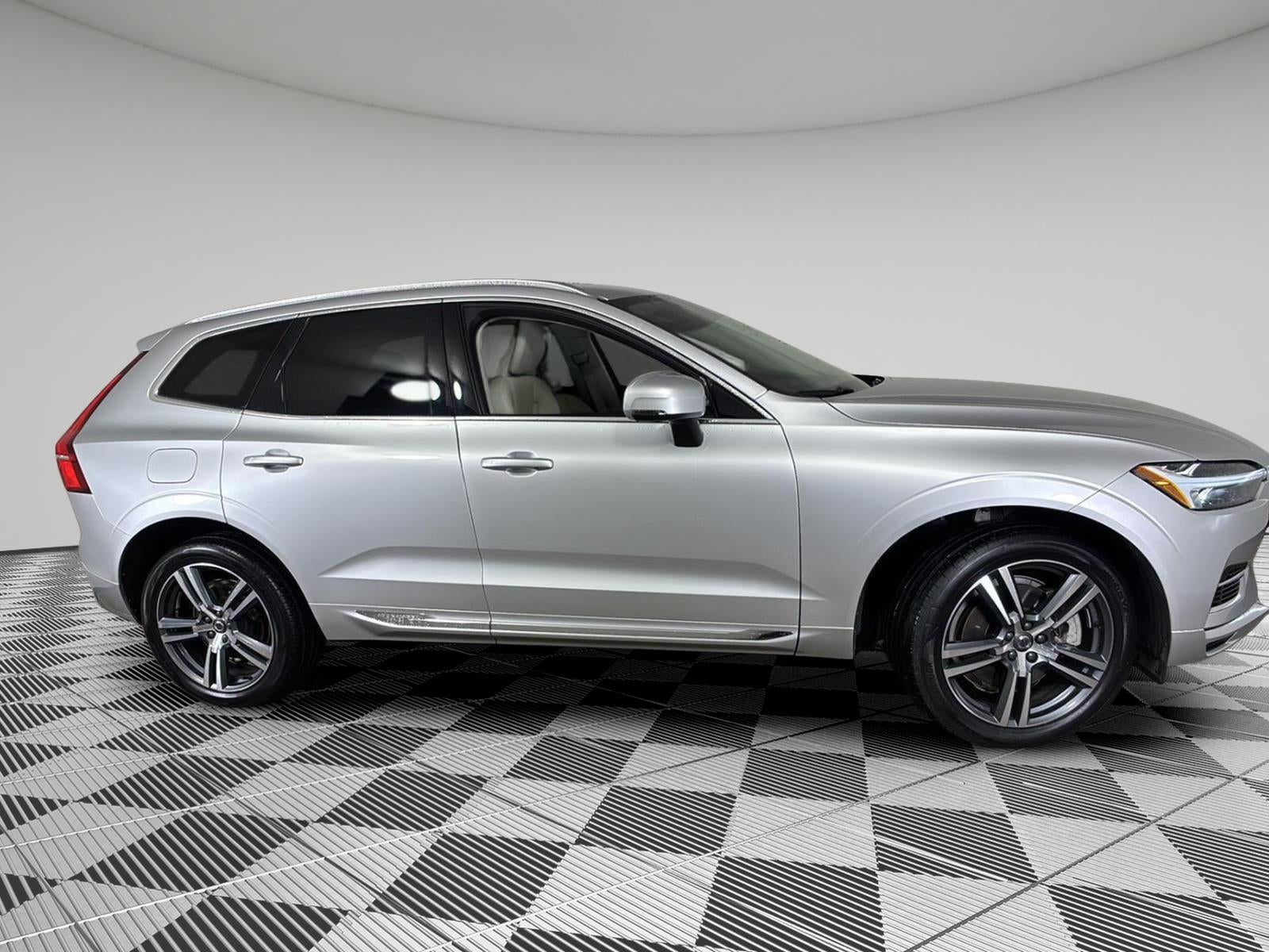 2021 Volvo XC60 Inscription Expression