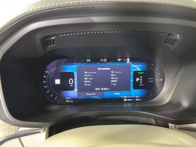 2023 Volvo XC60 Recharge Plug-In Hybrid Ultimate Dark Theme