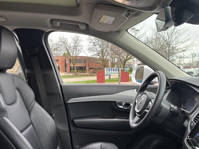2023 Volvo XC90 Core