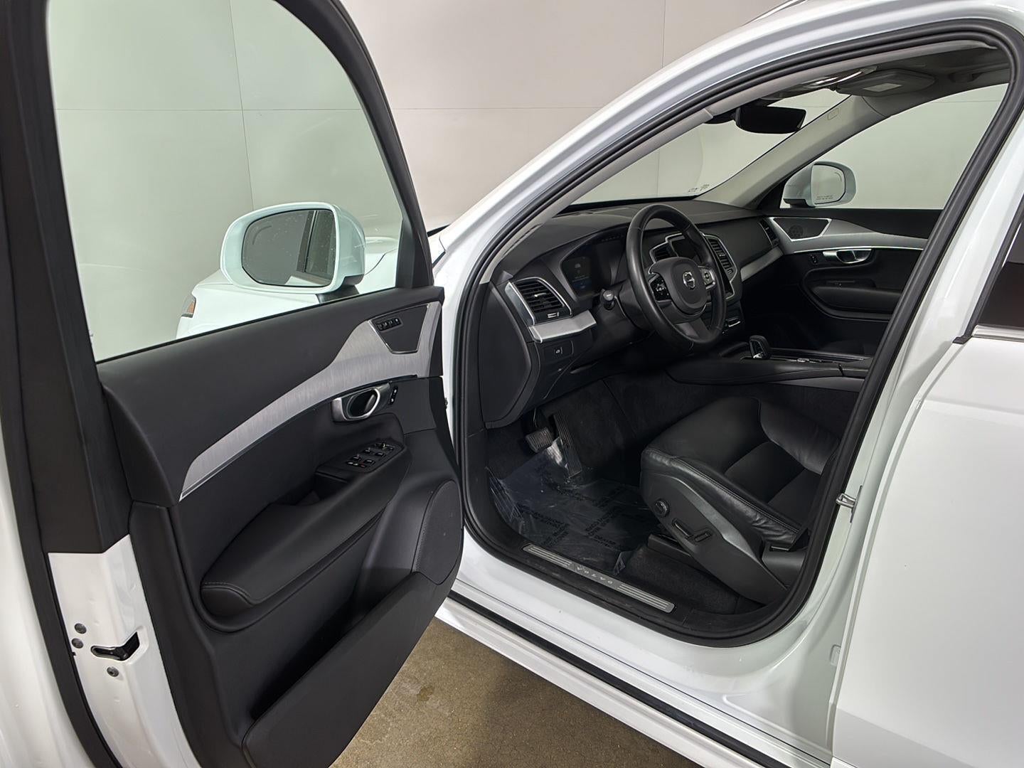 2023 Volvo XC90 Core