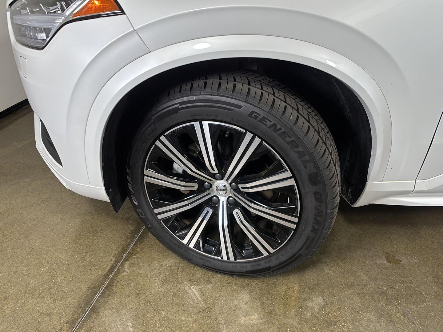 2023 Volvo XC90 Core