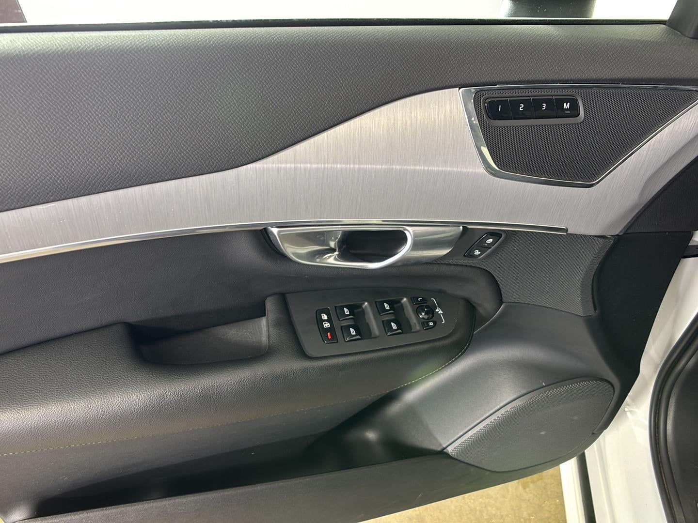 2023 Volvo XC90 Core