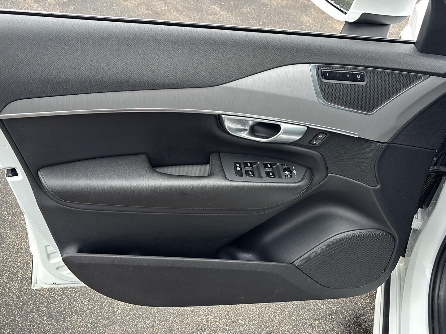 2023 Volvo XC90 Core
