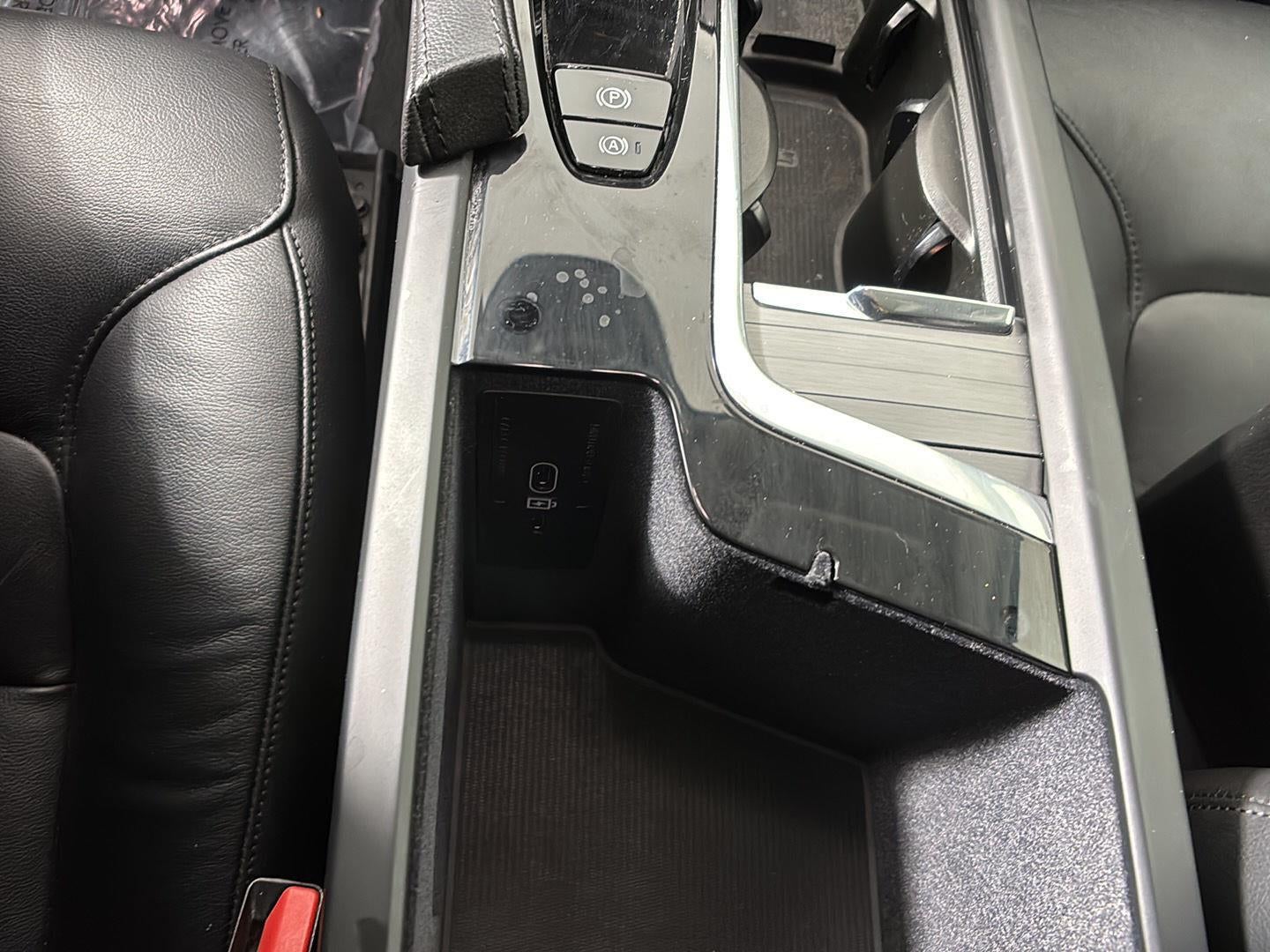 2023 Volvo XC90 Core