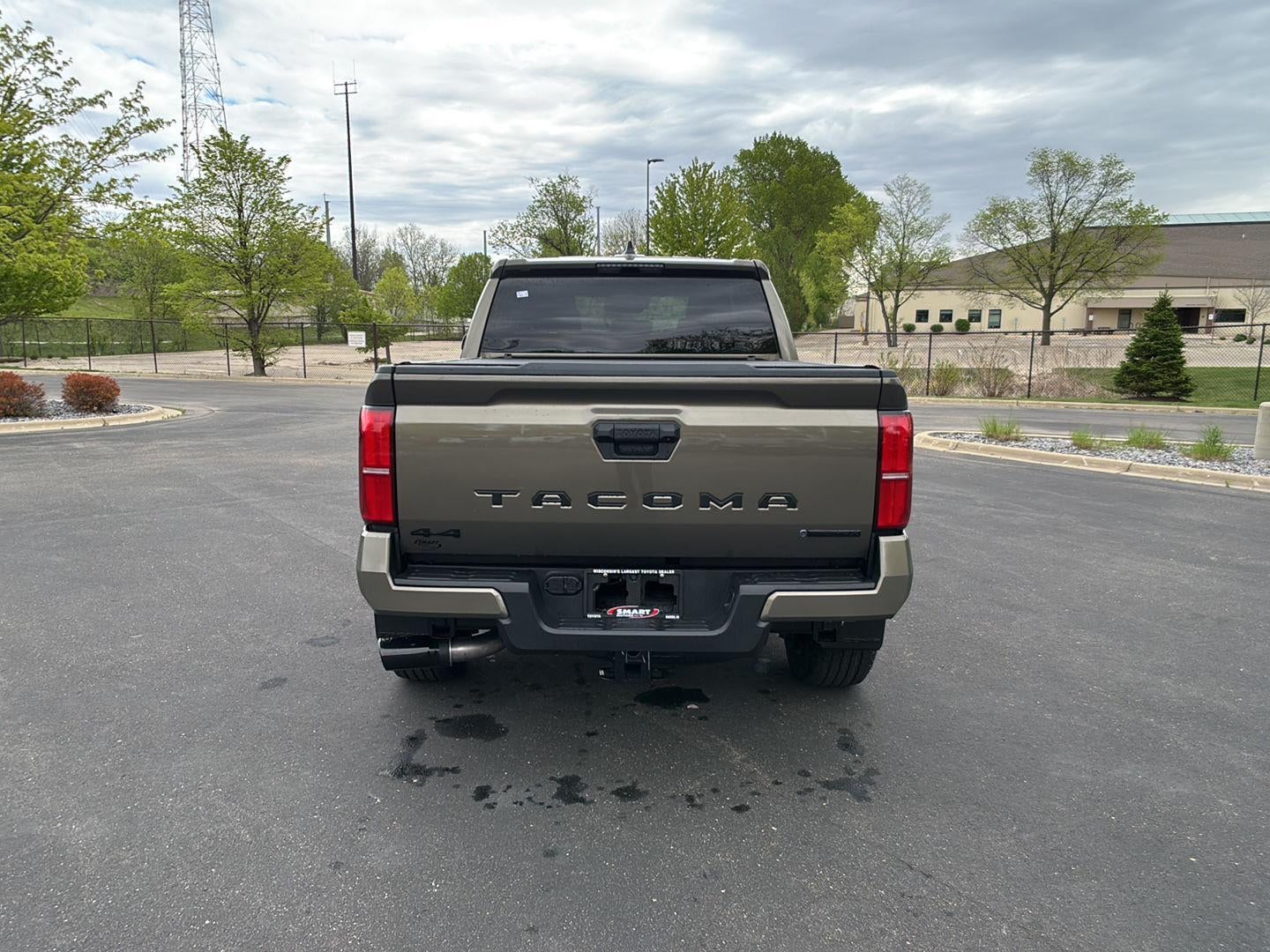2026 Toyota Tacoma i-FORCE MAX Tacoma TRD Sport
