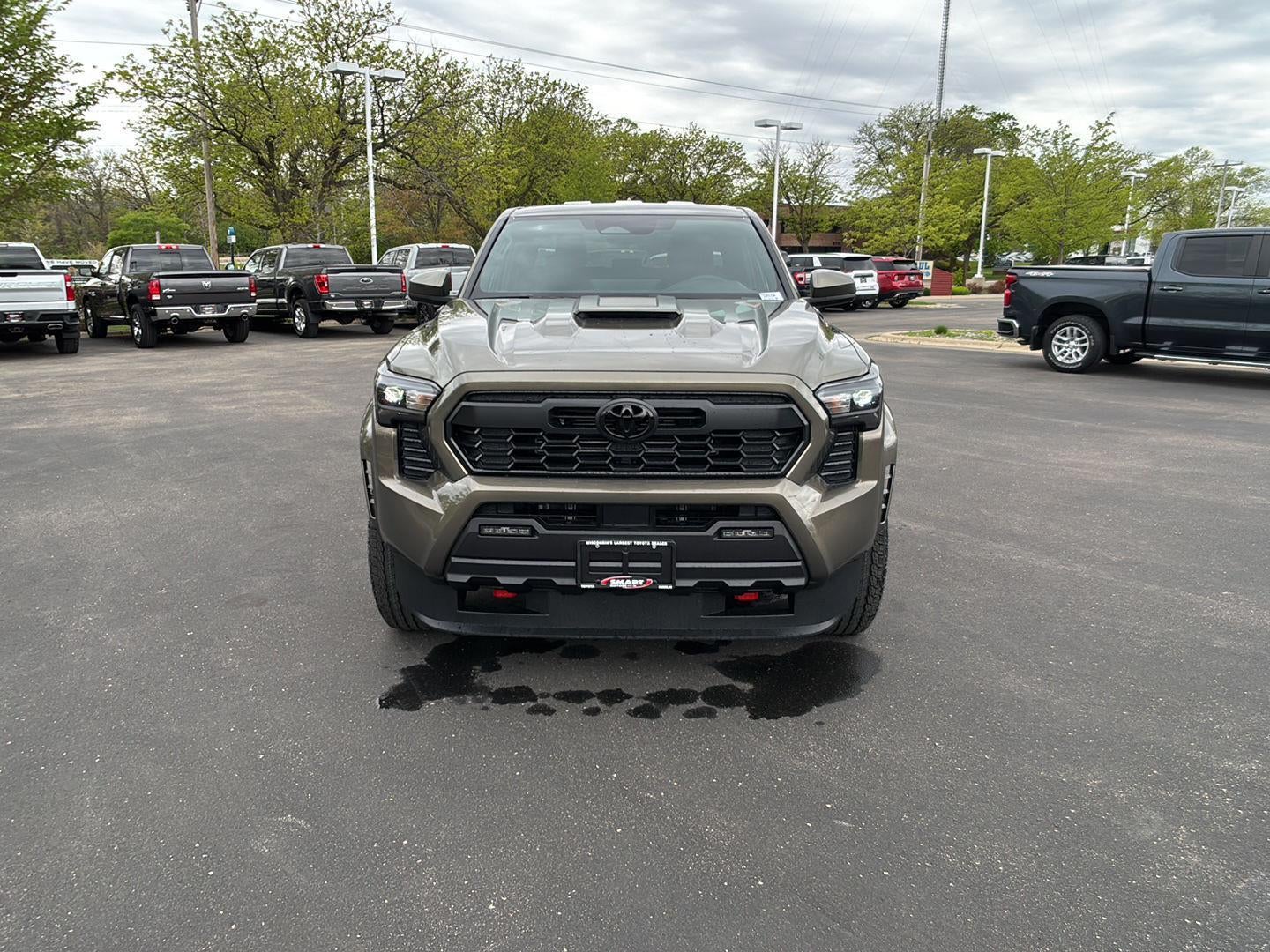2026 Toyota Tacoma i-FORCE MAX Tacoma TRD Sport