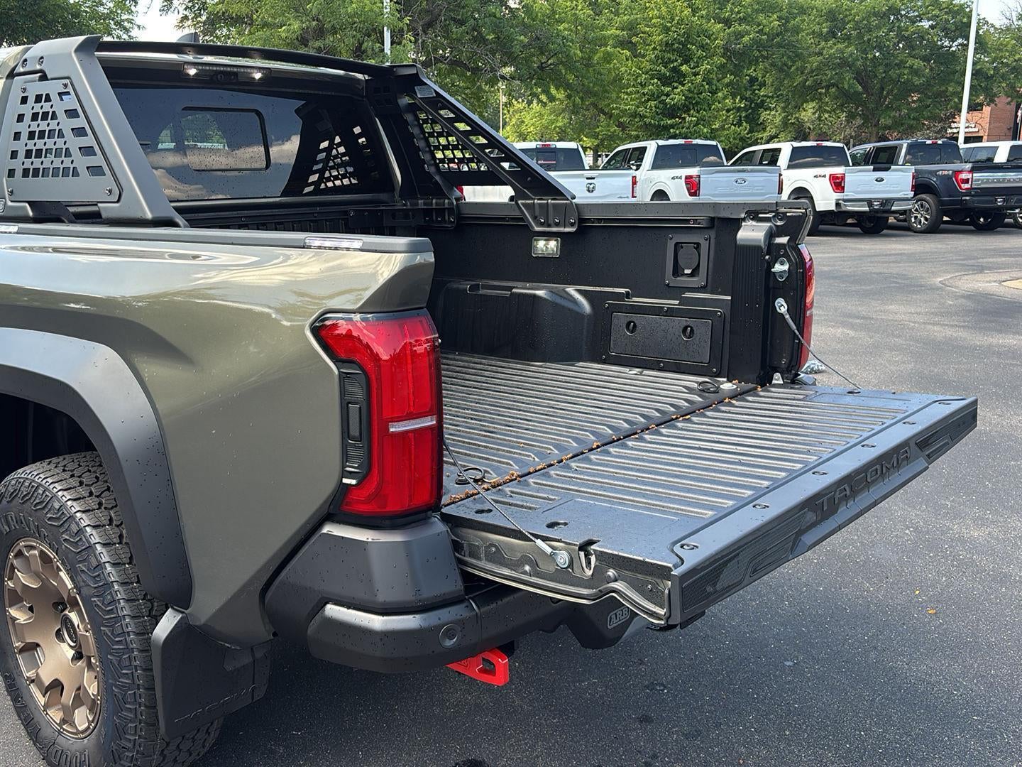 2026 Toyota Tacoma i-FORCE MAX Tacoma Trailhunter
