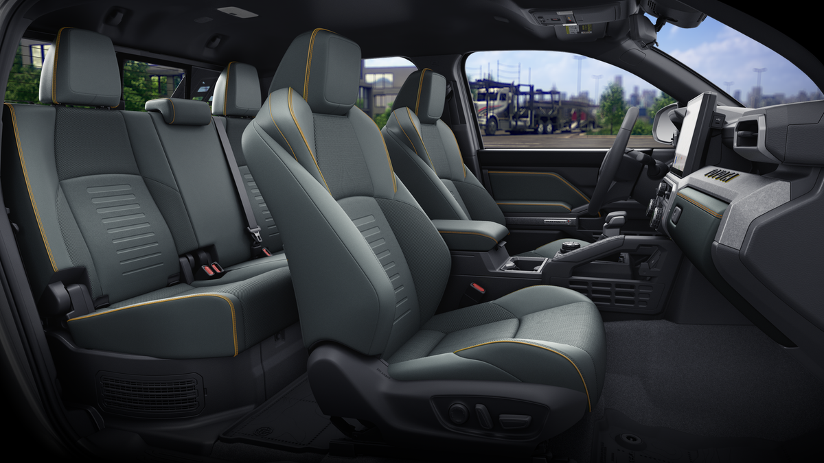 2026 Toyota Tacoma i-FORCE MAX Tacoma Trailhunter