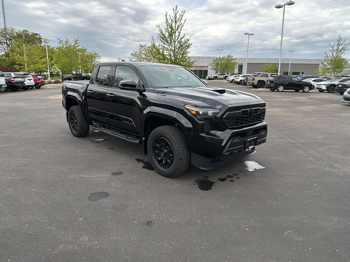 2026 Toyota Tacoma i-FORCE MAX Tacoma TRD Sport