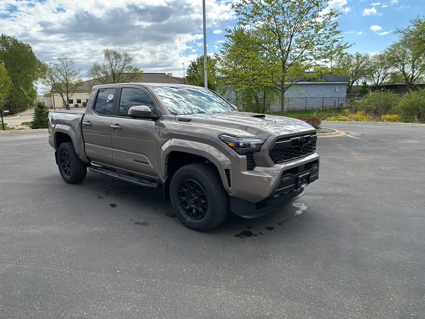 2026 Toyota Tacoma i-FORCE MAX Tacoma TRD Sport
