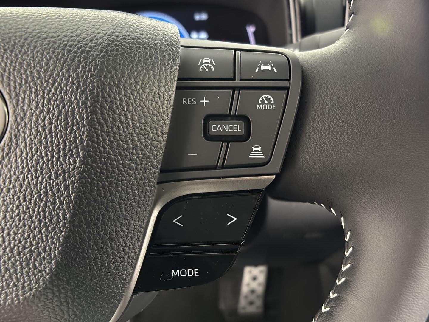 2026 Toyota Camry SE AWD