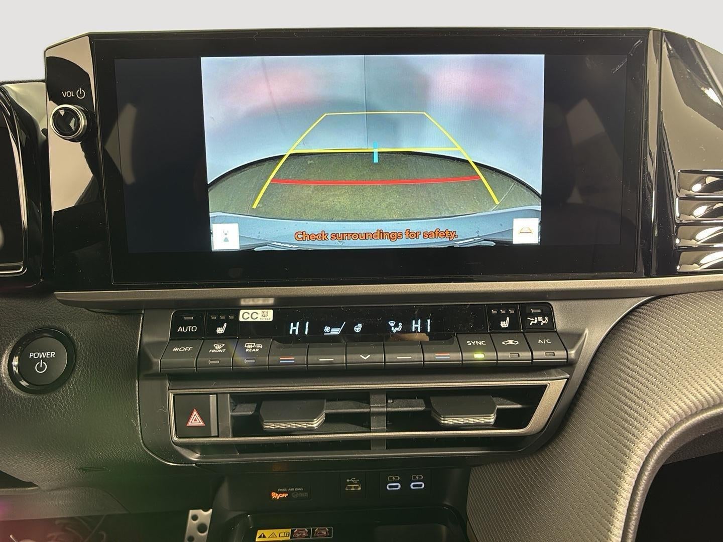 2026 Toyota Camry SE AWD