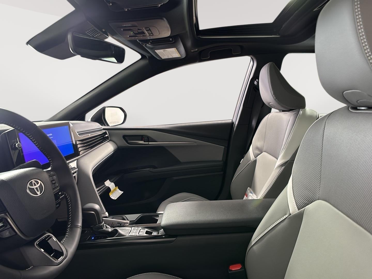 2026 Toyota Camry SE AWD