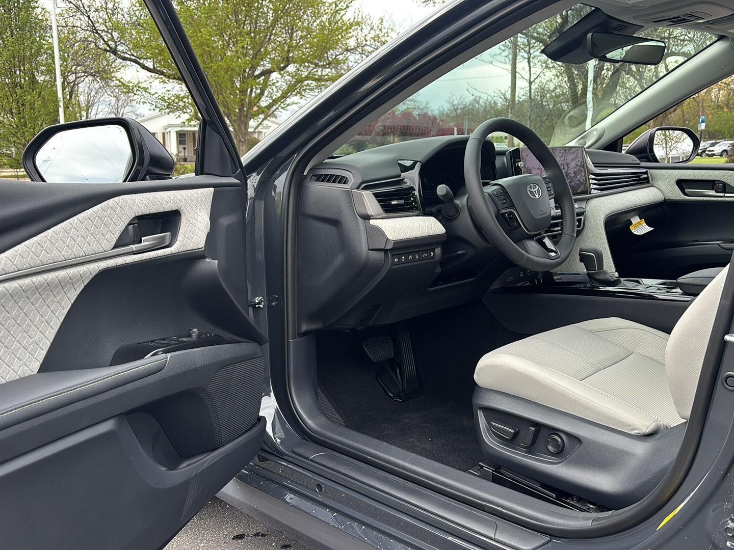 2026 Toyota Camry XLE AWD