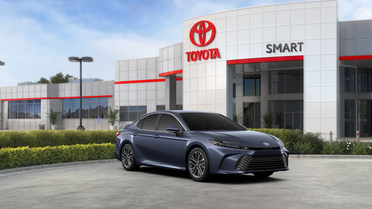 2027 Toyota Camry XLE AWD