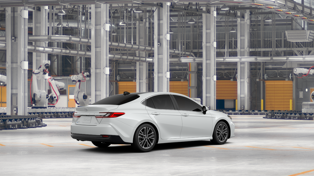 2027 Toyota Camry XLE AWD