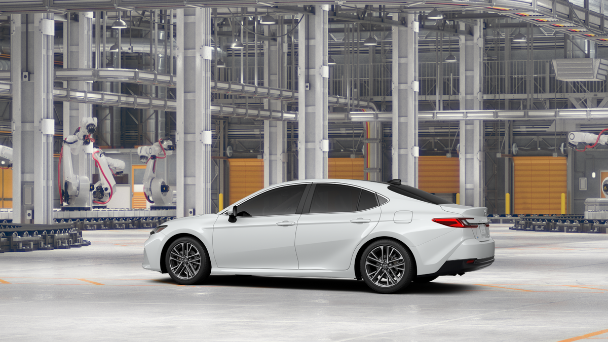 2027 Toyota Camry XLE AWD