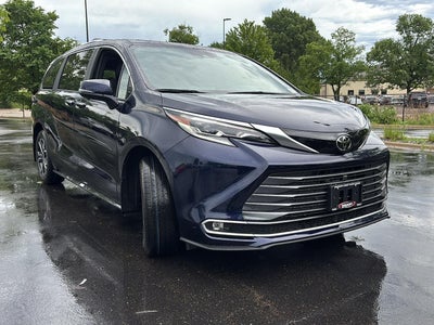 2026 Toyota Sienna Platinum