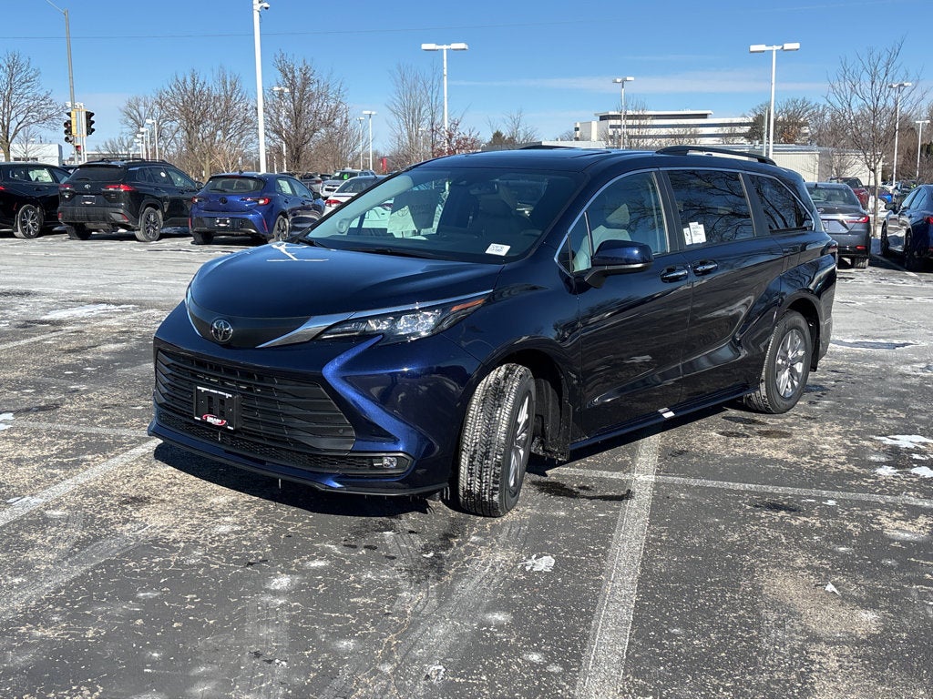 2026 Toyota Sienna XLE