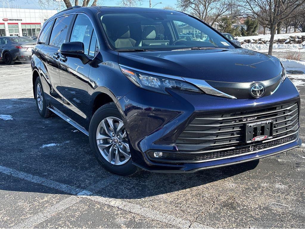 2026 Toyota Sienna XLE