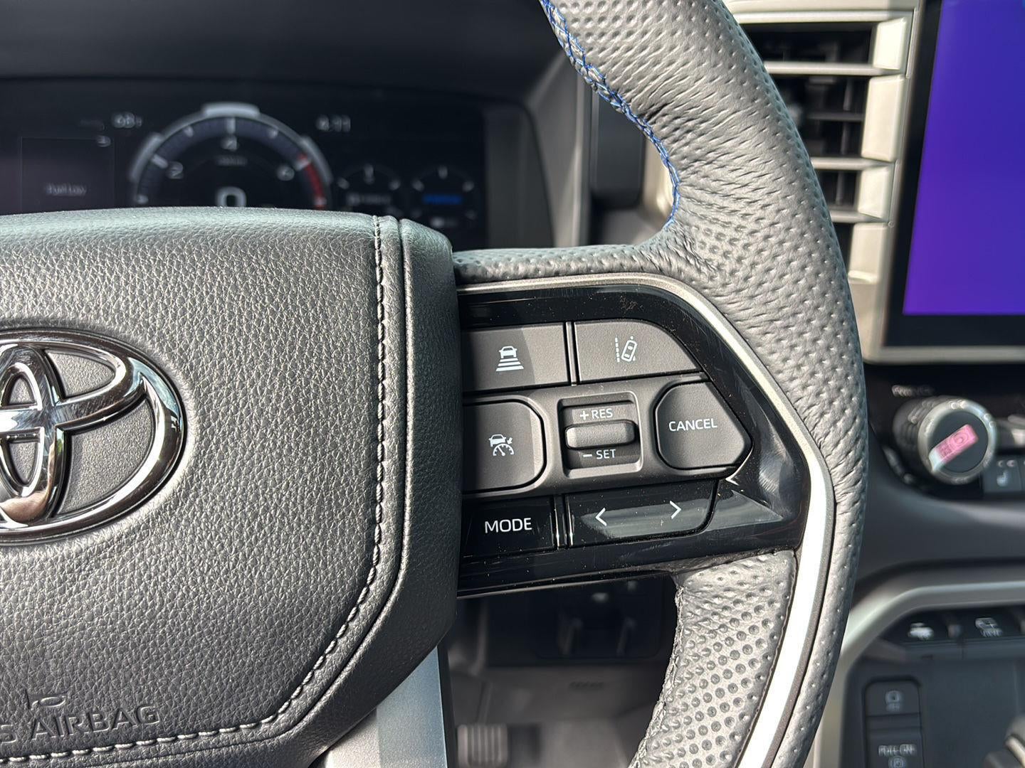 2026 Toyota Tundra i-FORCE MAX Tundra Platinum