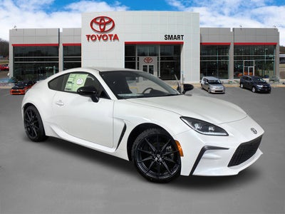 2026 Toyota GR86 Premium MT
