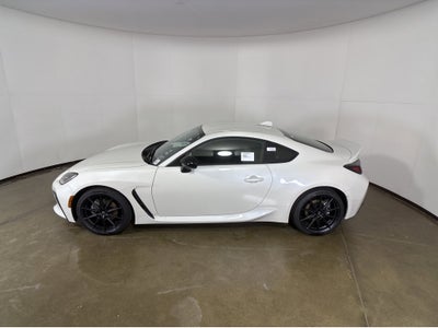 2026 Toyota GR86 Premium MT