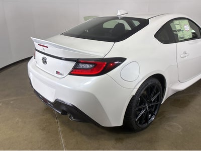 2026 Toyota GR86 Premium MT