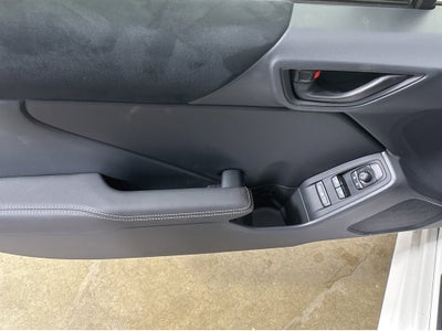 2026 Toyota GR86 Premium MT