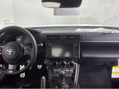 2026 Toyota GR86 Premium MT