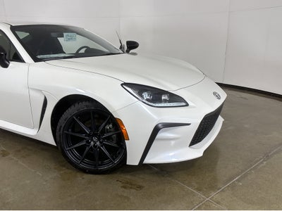 2026 Toyota GR86 Premium MT