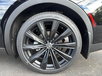 2026 Toyota Toyota Crown Nightshade