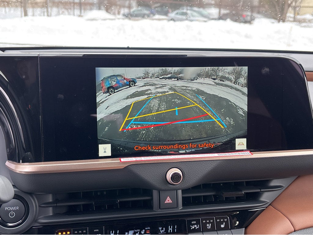 2026 Toyota Toyota Crown Signia XLE