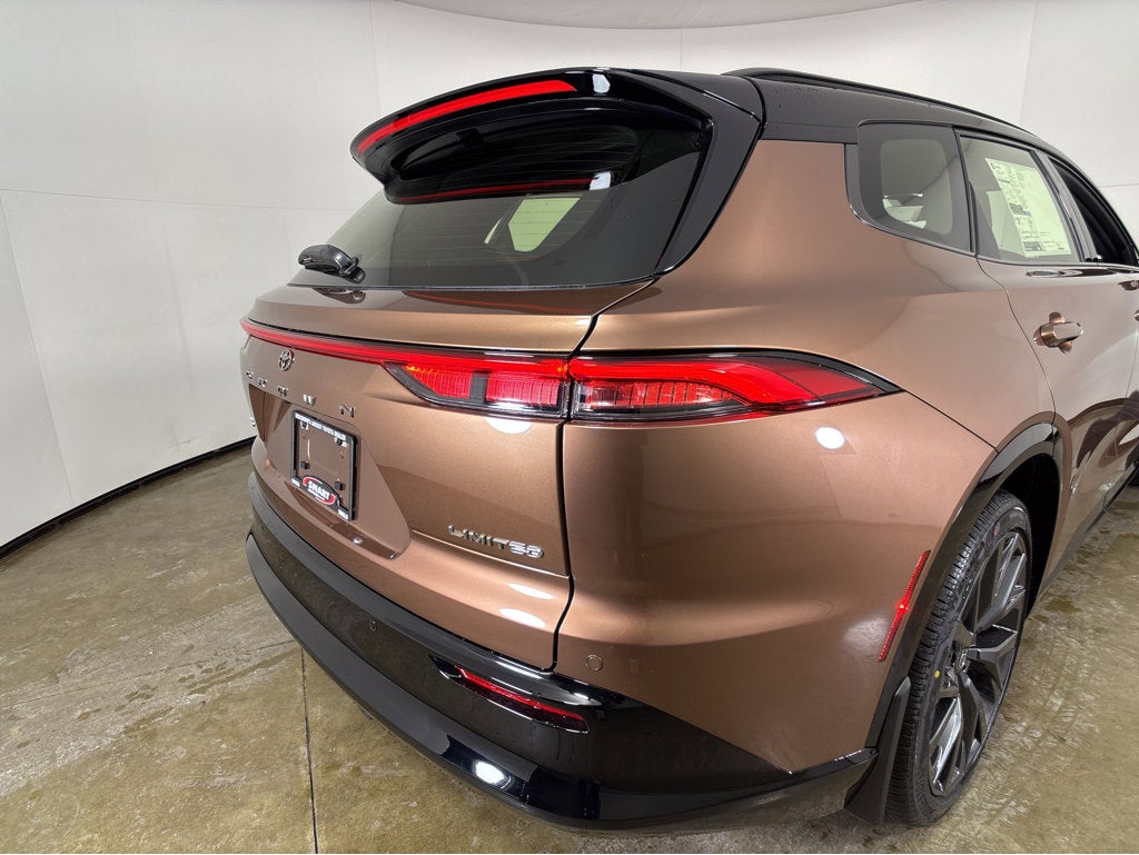 2026 Toyota Toyota Crown Signia Limited