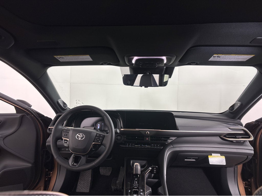 2026 Toyota Toyota Crown Signia Limited