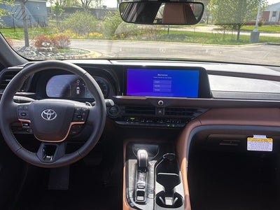 2026 Toyota Toyota Crown Signia XLE
