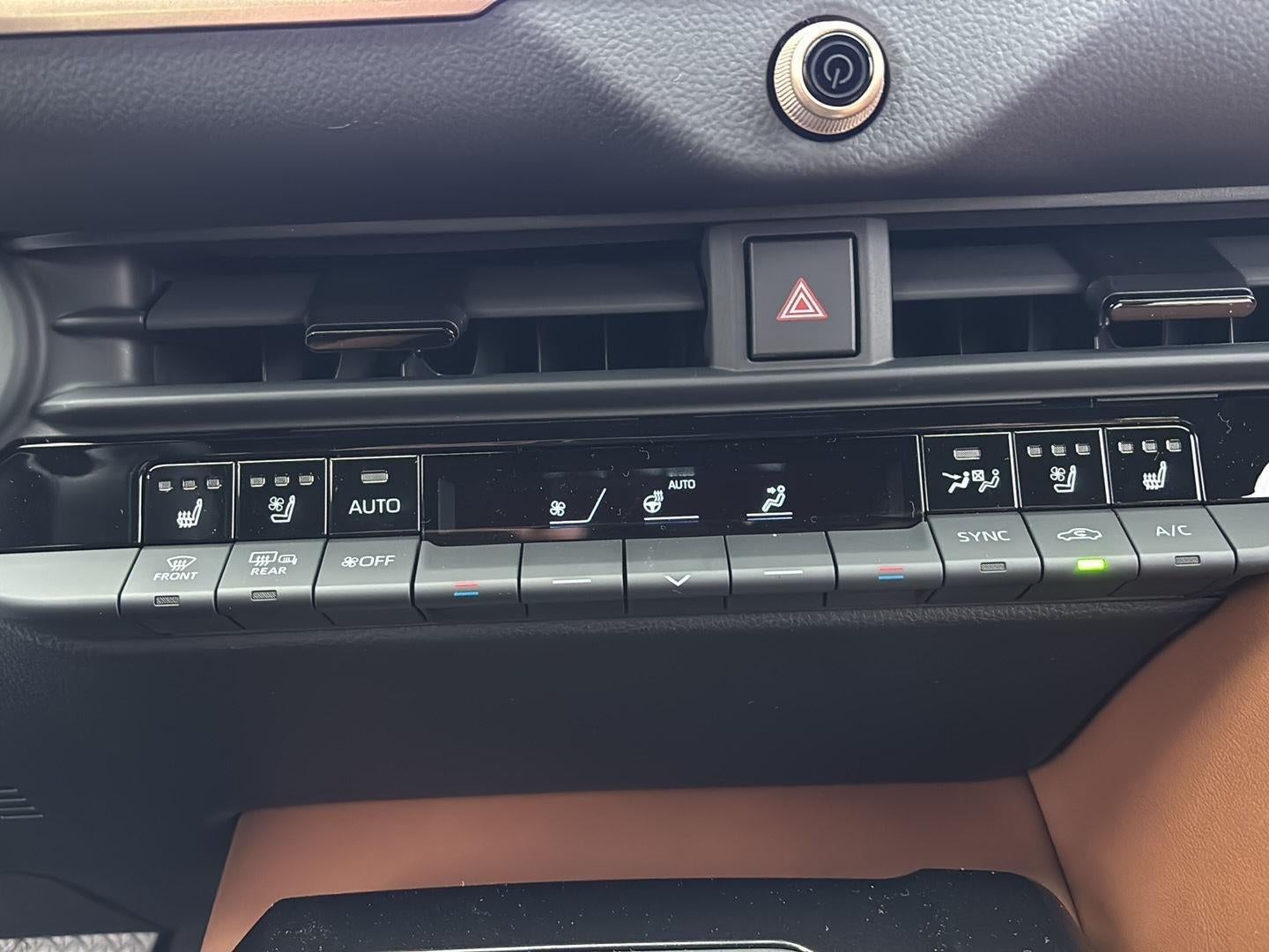 2026 Toyota Toyota Crown Signia XLE