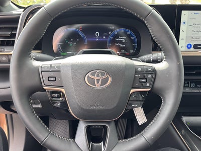 2026 Toyota Toyota Crown Signia Limited